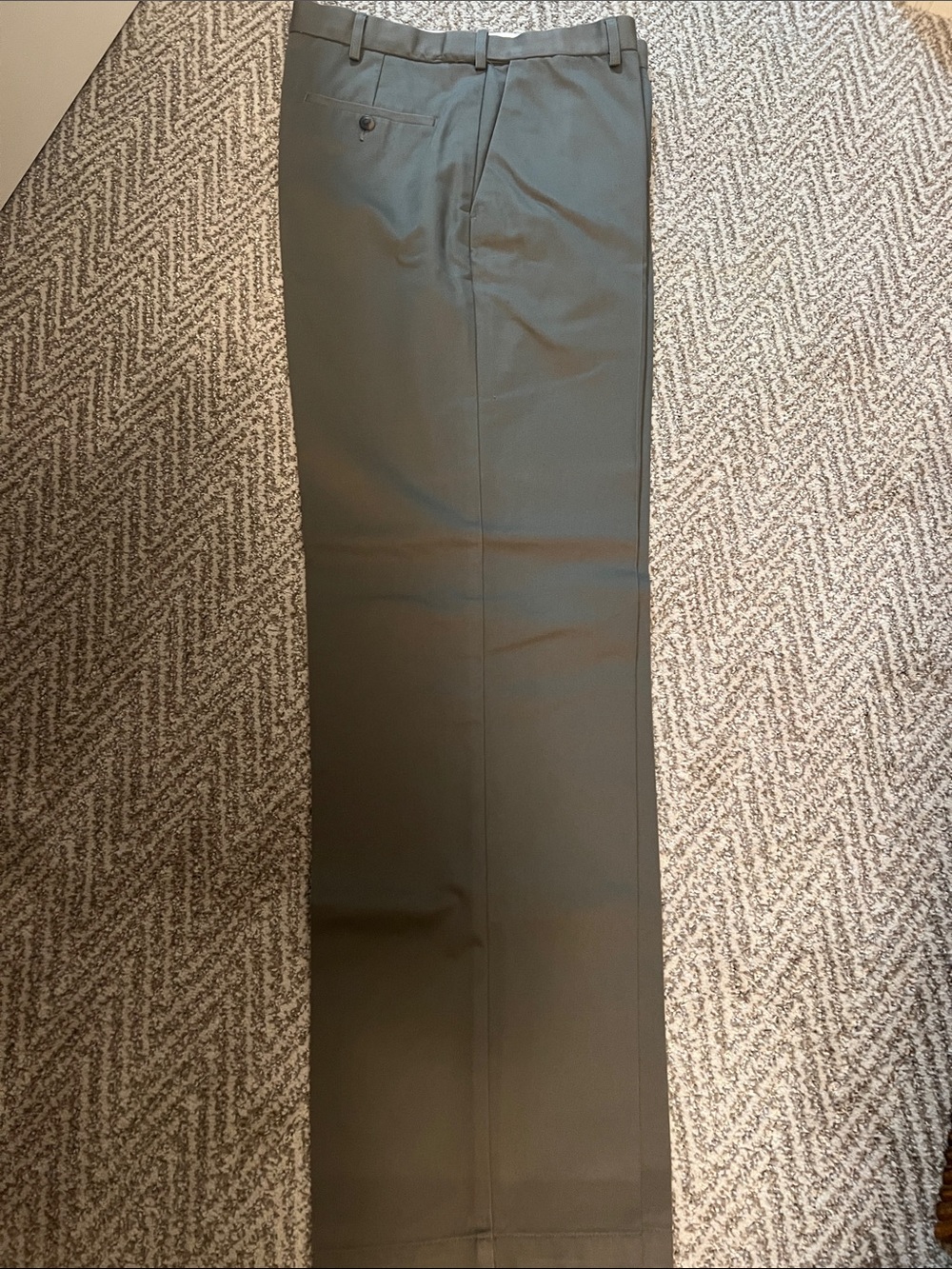 Haggar Olive Green Men's Dress Pants. NEW. 35x32